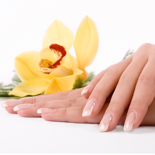 BEST NAILS - manicure